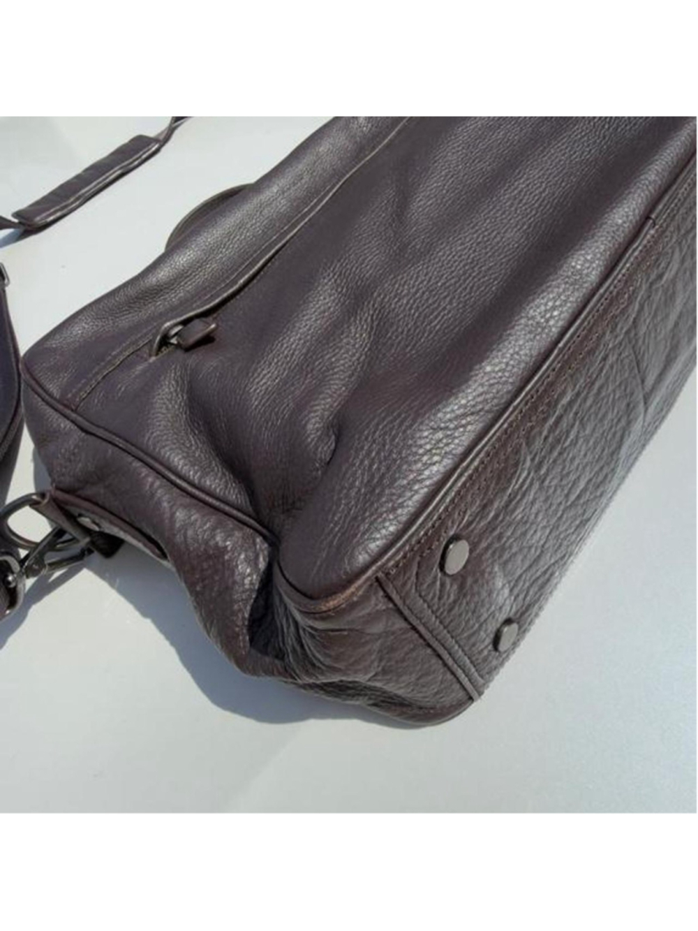 Banana Republic 100% Leather Brown Laptop Briefcase
Banana Republic dark espres - Picture 8 of 8